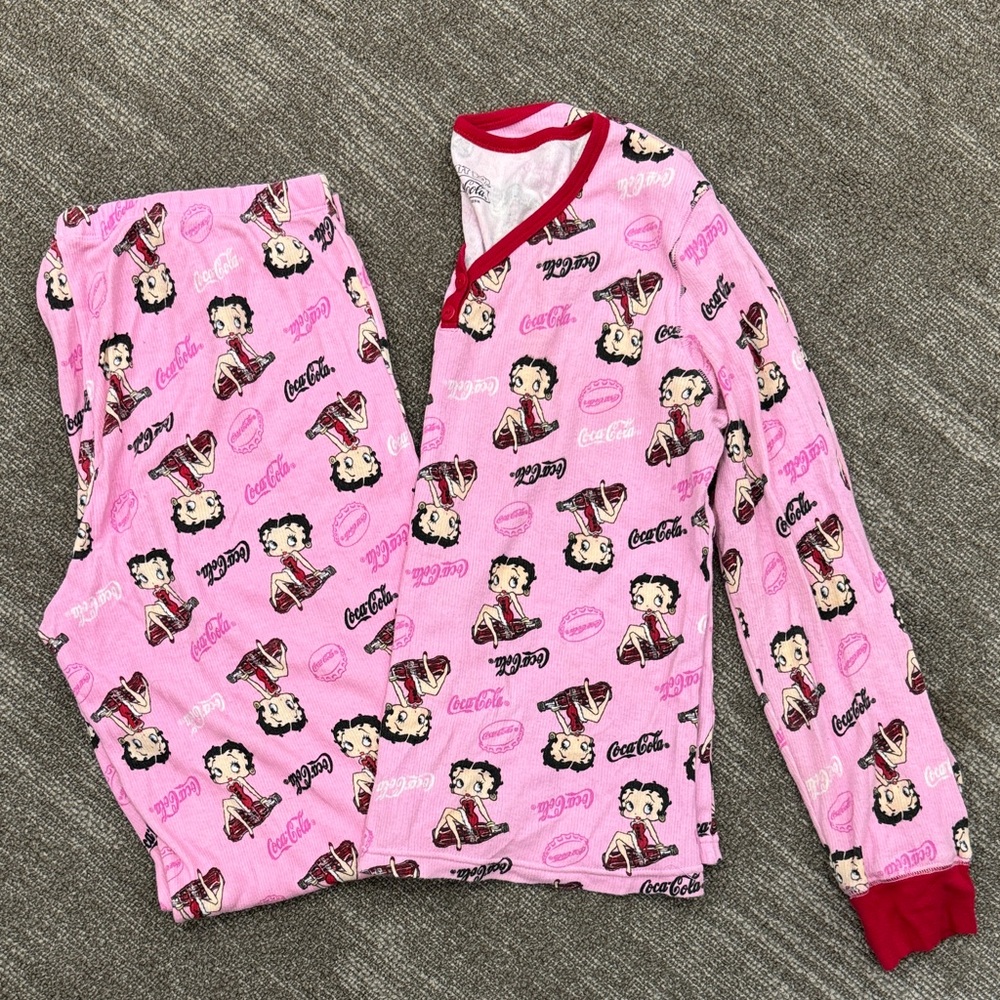Betty Boop 100% cotton Pink Pajamas size medium-
